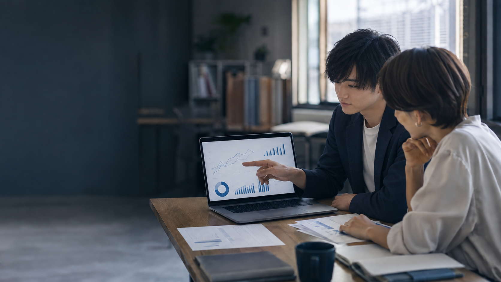 支援企業への伴走を表現したイメージ